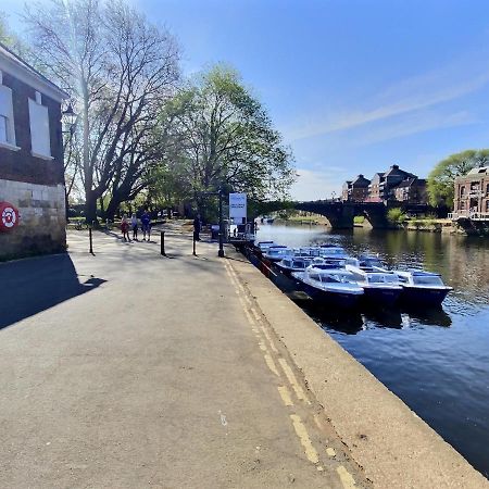 The Davey Tower, Medieval Riverside House York Eksteriør bilde